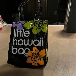 Bloomingdale’s Little Hawaii Black Bag